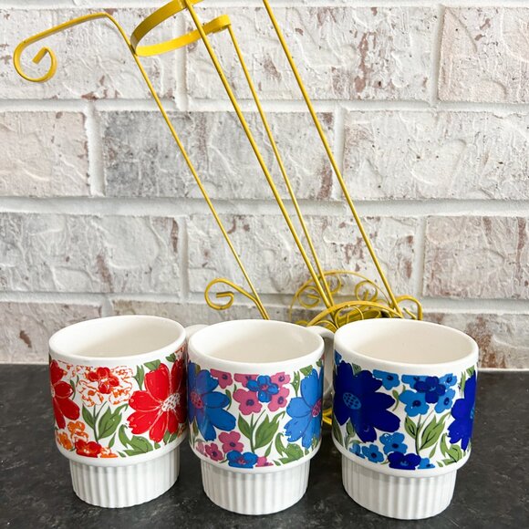 Vintage Made in Japan Stacking Mugs with Metal Carrier - Picture 7 of 10